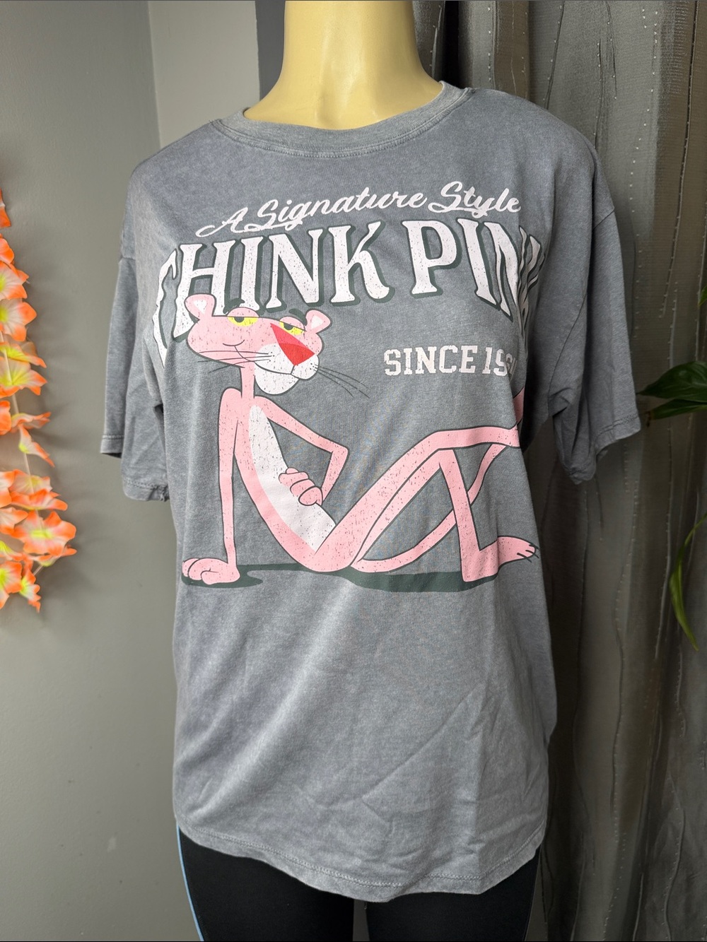 Pink Panther Women’s Sz M  Tee - Grey with White Print